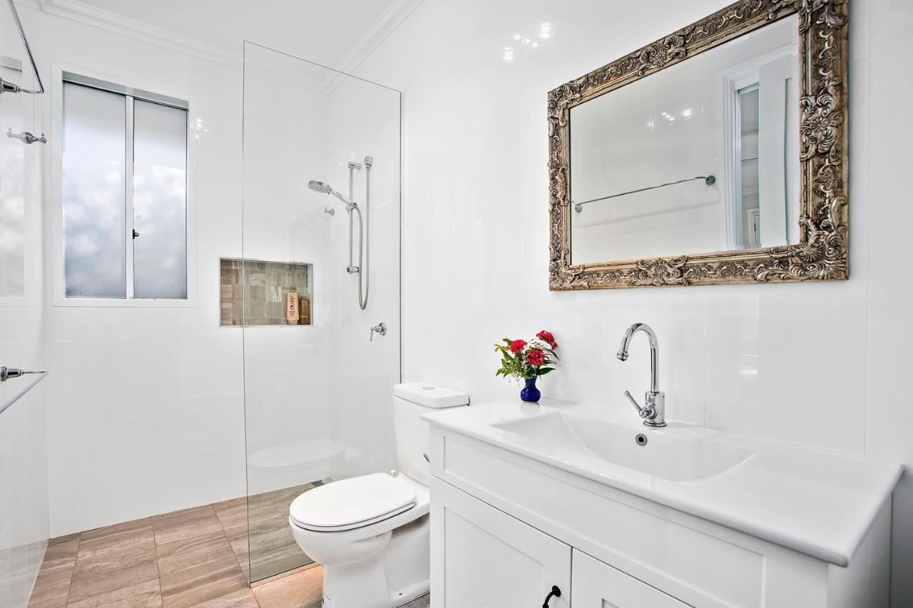 Jetty Splendour Guest Bedroom With Bathroom En-Suite B'Nb Coffs Harbour Eksteriør bilde
