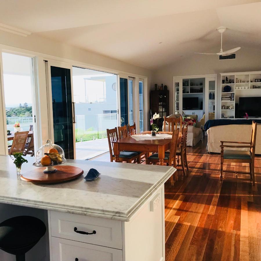 Jetty Splendour Guest Bedroom With Bathroom En-Suite B'Nb Coffs Harbour Eksteriør bilde