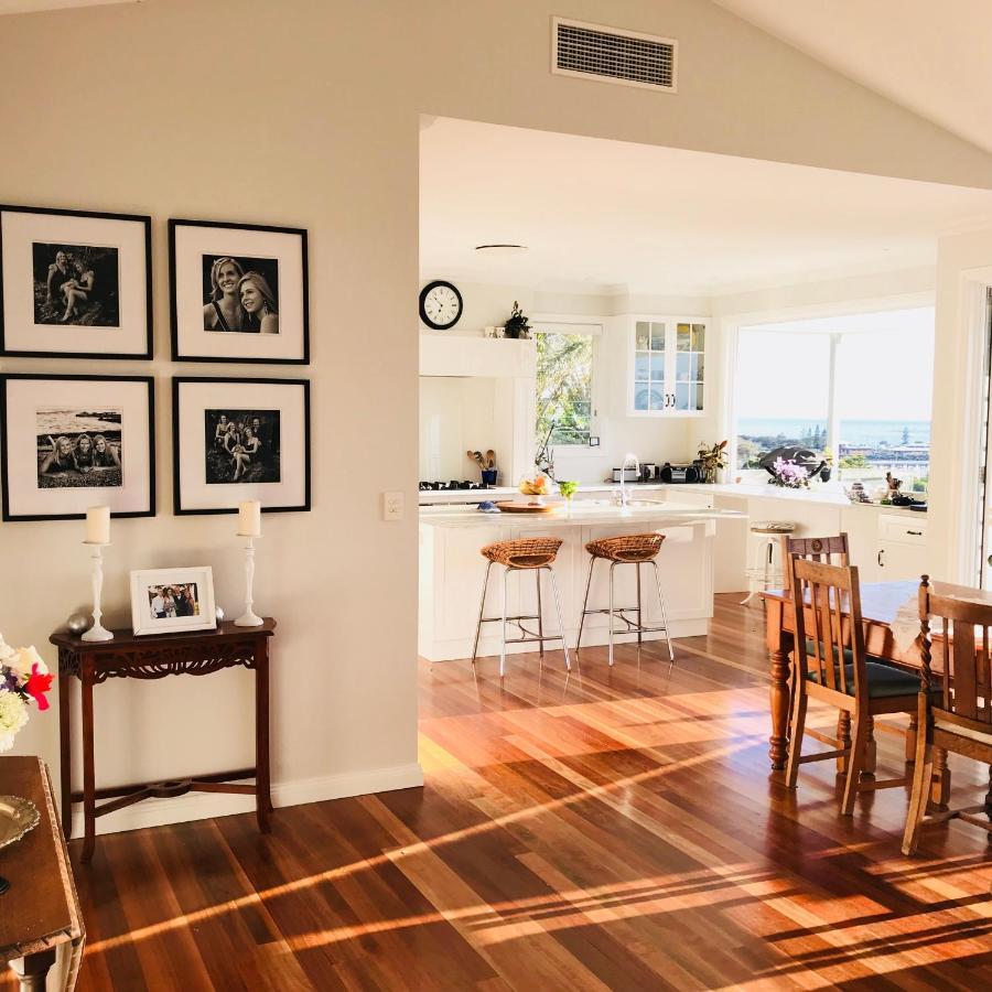 Jetty Splendour Guest Bedroom With Bathroom En-Suite B'Nb Coffs Harbour Eksteriør bilde